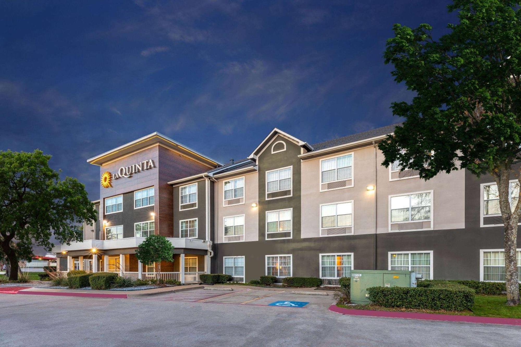 La Quinta By Wyndham Rockwall Exterior foto